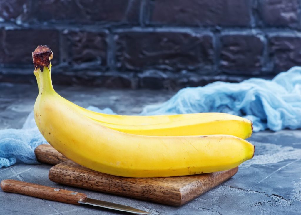 10 Second Banana Ice Cream Recipe (Using ONLY BANANAS)