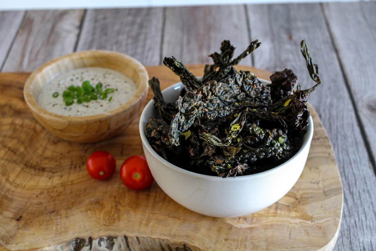 Nacho Cheese Baked Kale Chips in a bowl.