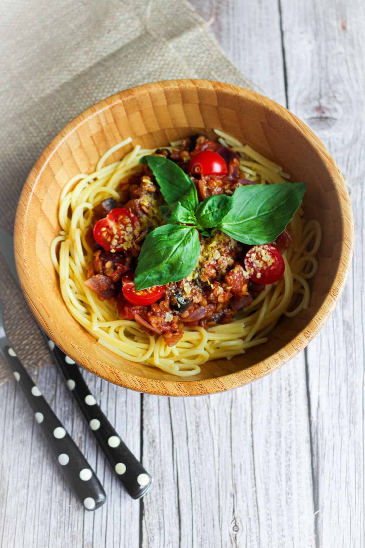 Quick Red Lentil Vegan Spaghetti Bolognese - Vegan & Gluten-Free Meals ...